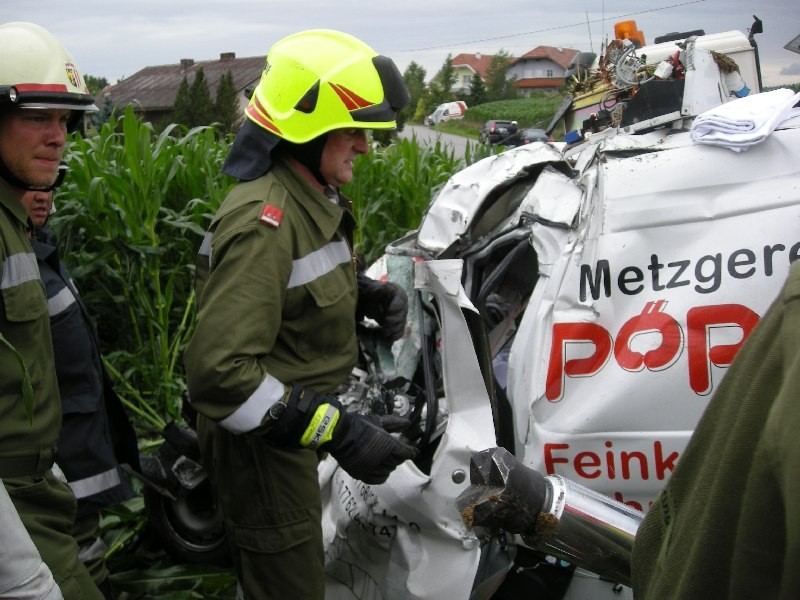 Verkehrsunfall 024.jpg